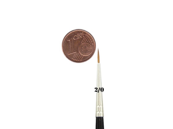 Feldherr Kolinsky Red Sable Brush Size        195 152    5mm   Visible Hair Length 8mm